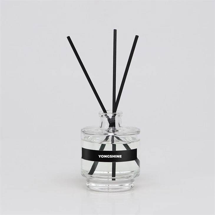 custom glass diffuser bottles wholesale